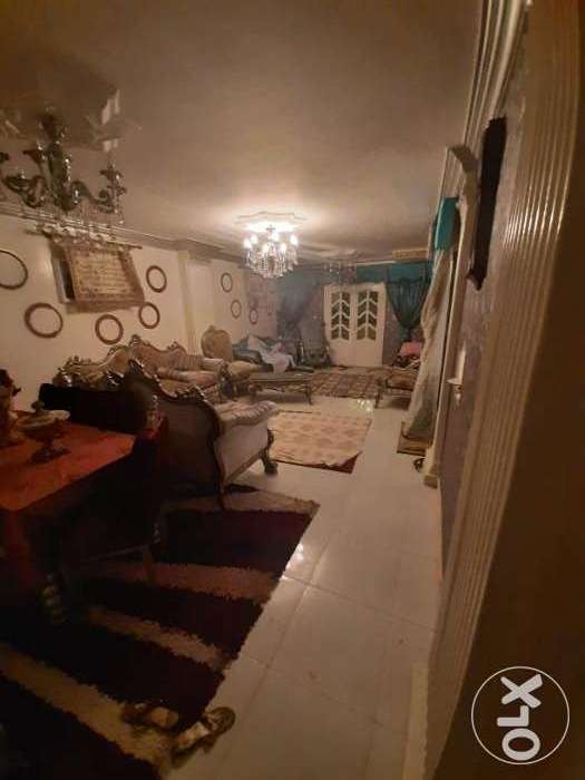 شقه للبيع بحدائق الاهرام ١٧٥ بجوار فالياريا مول و لنادى الرياضى منطقه فلل