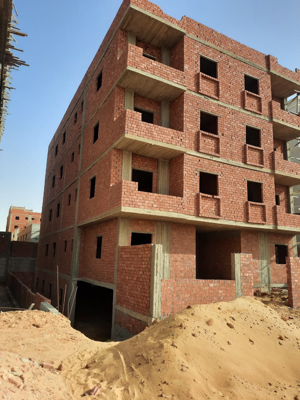 عمارة للبيع في بالأندلس الجديدة