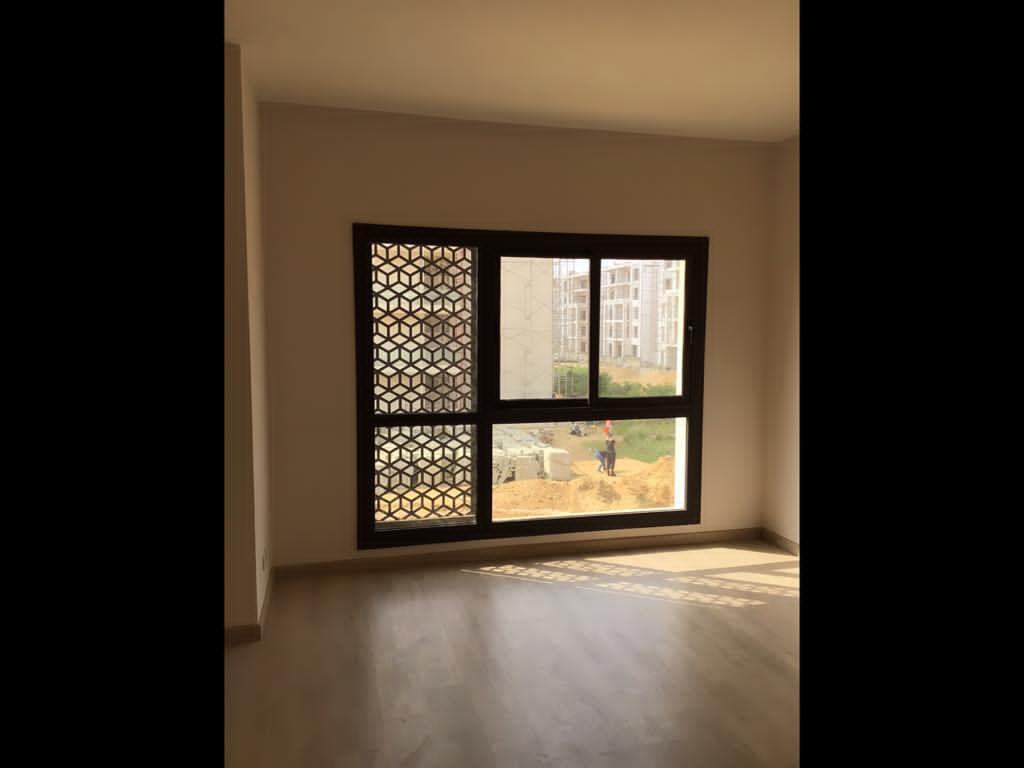 شقه للبيع في بكمبوند ذا ادريس ايست